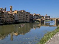 Rive de l'Arno depuis le Ponte Vecchio (aval)